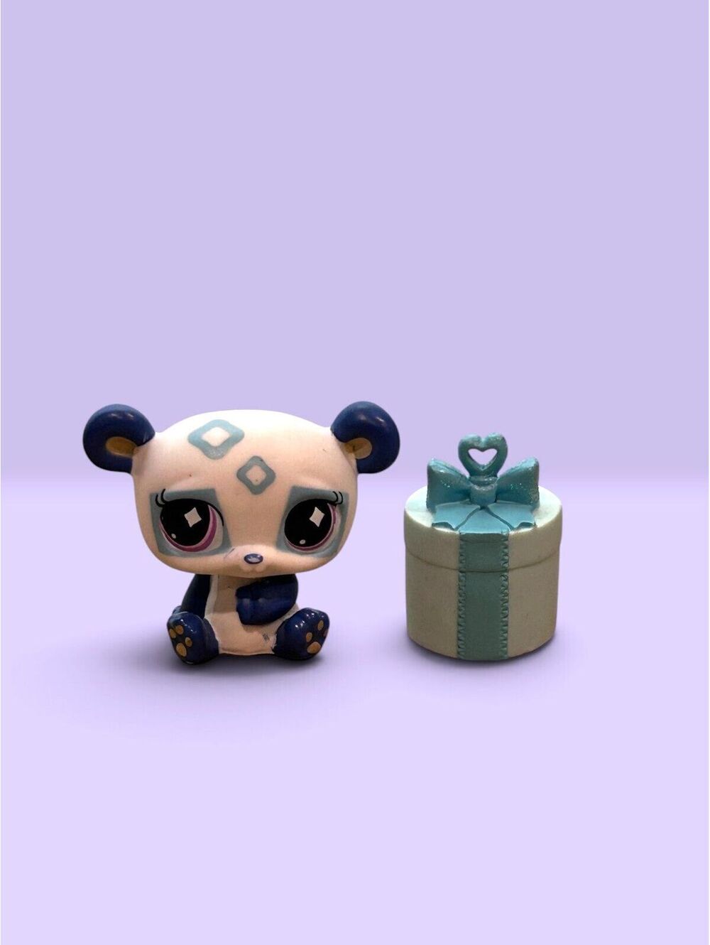 Littlest Pet Shop LPS Panda #70 with Accessory
